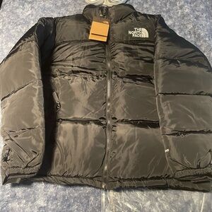 The North Face Puffer Jacket 700